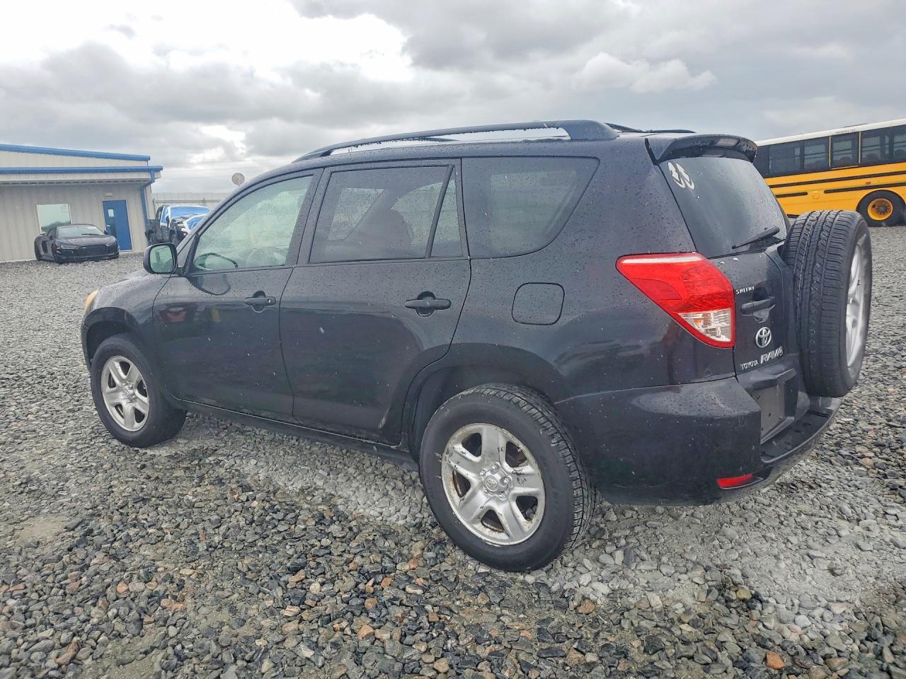 Toyota RAV4 Base