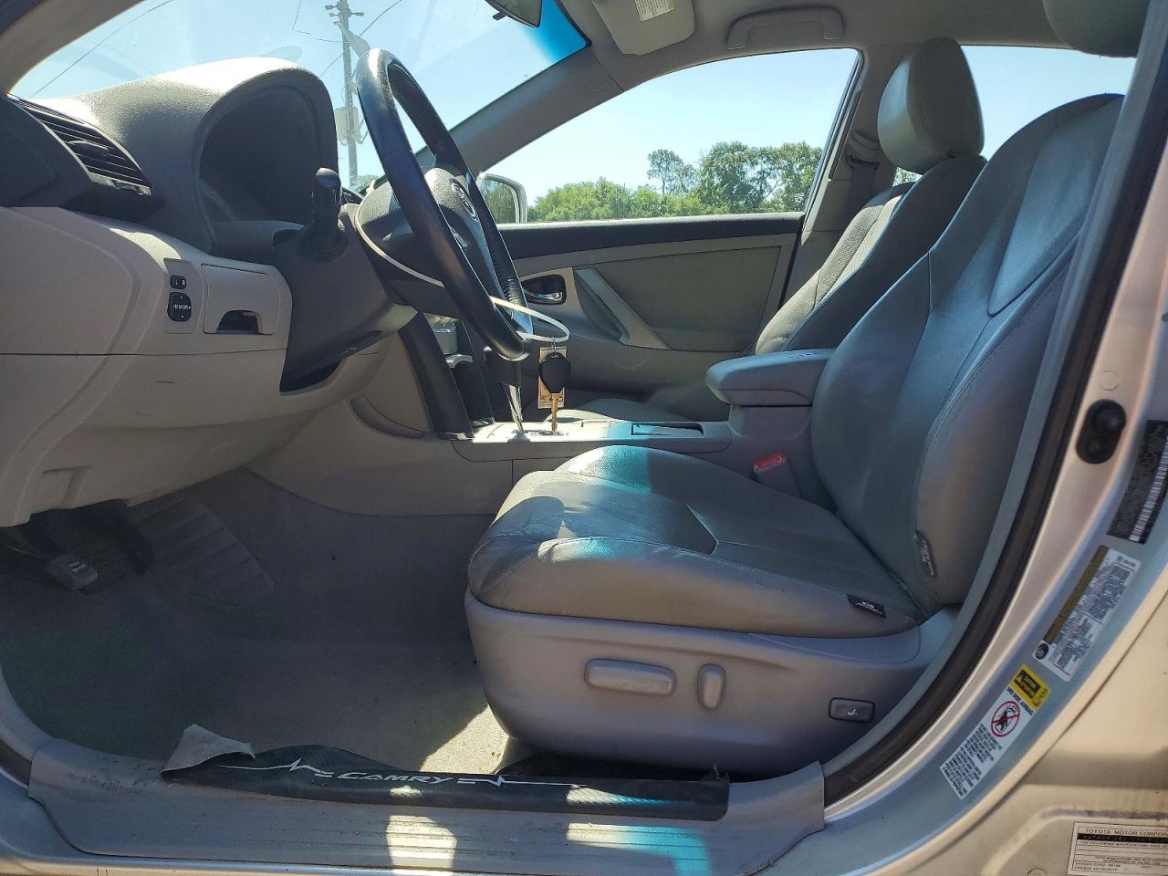 Toyota Camry Se V6