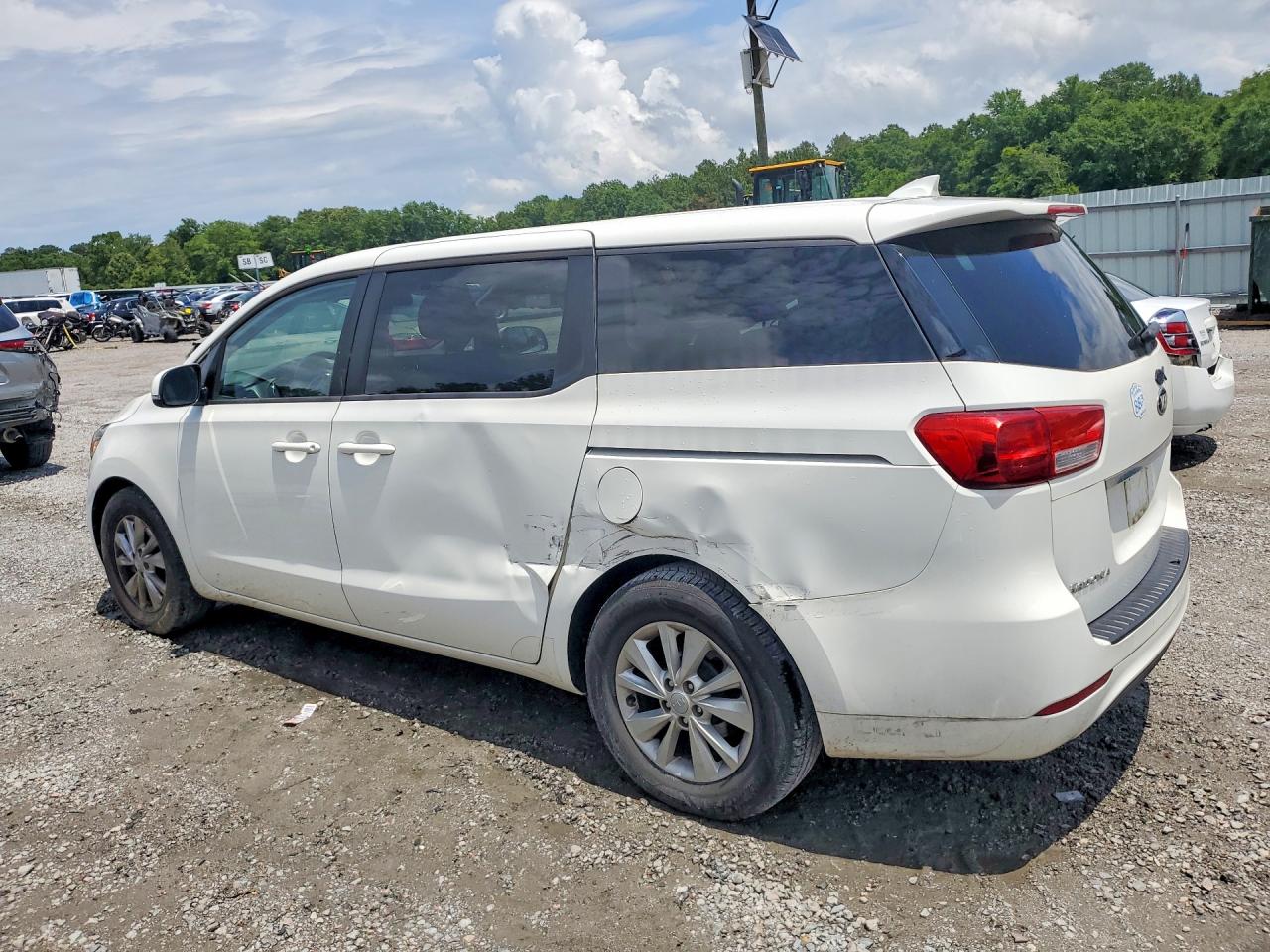 Kia Sedona Lx