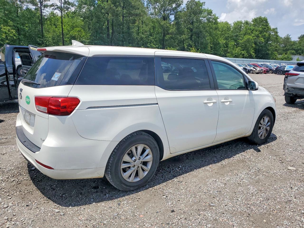 Kia Sedona Lx