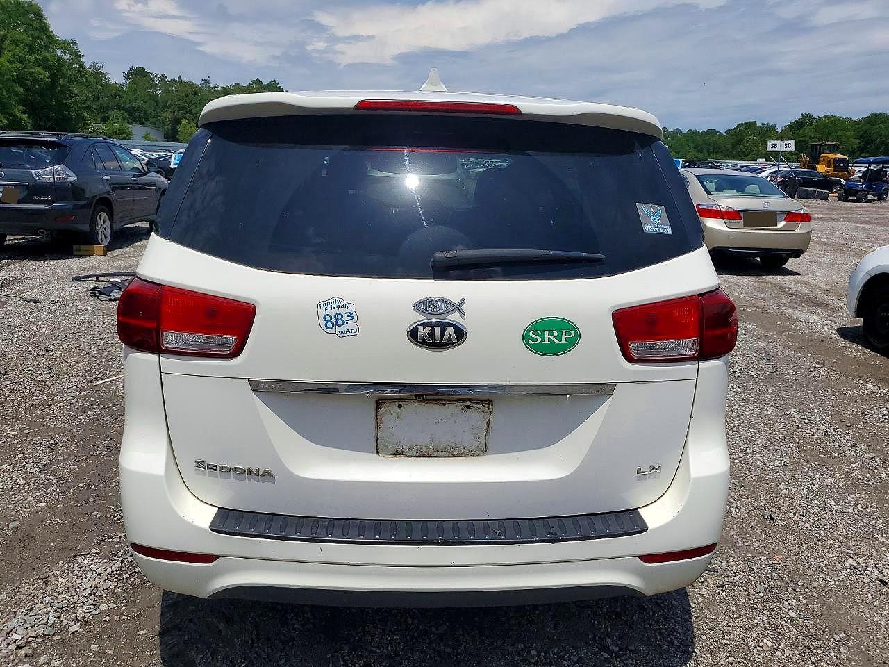 Kia Sedona Lx