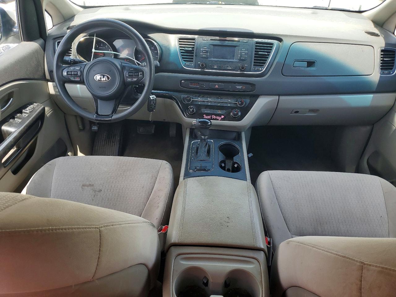 Kia Sedona Lx