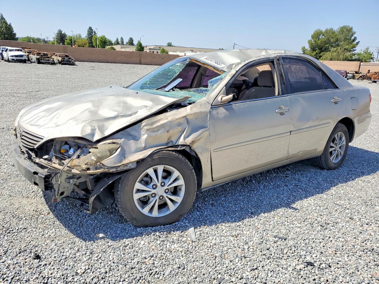 Salvage Toyota Camry Image