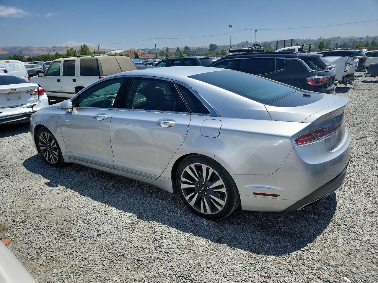 Lincoln MKZ Reserve