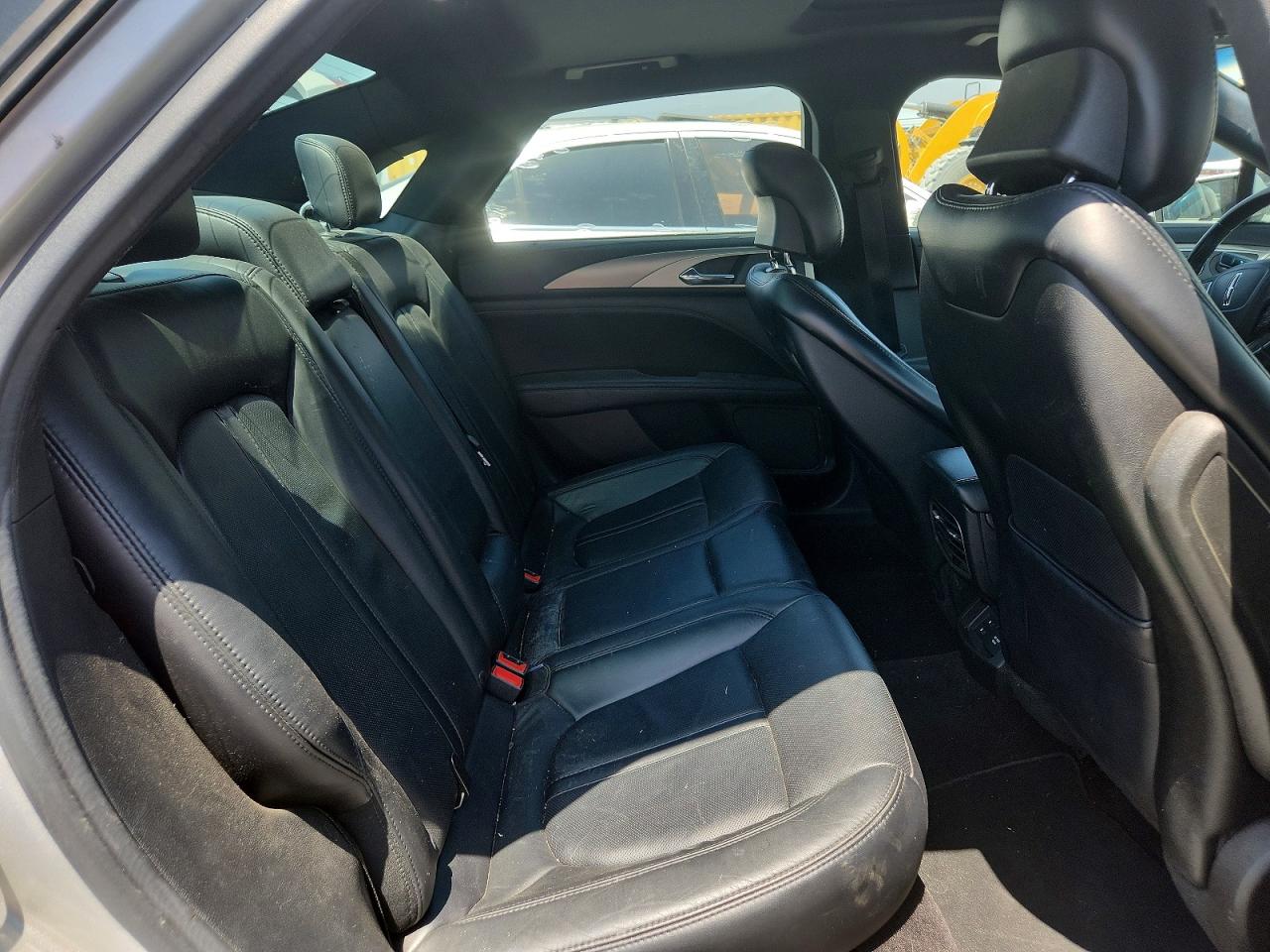 Lincoln MKZ Reserve