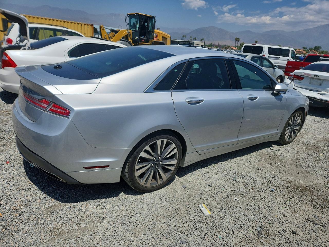 Lincoln MKZ Reserve