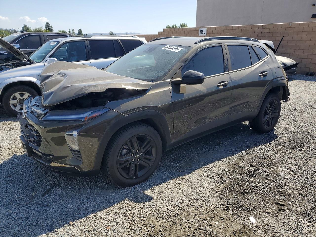 Salvage Chevrolet Trax Image