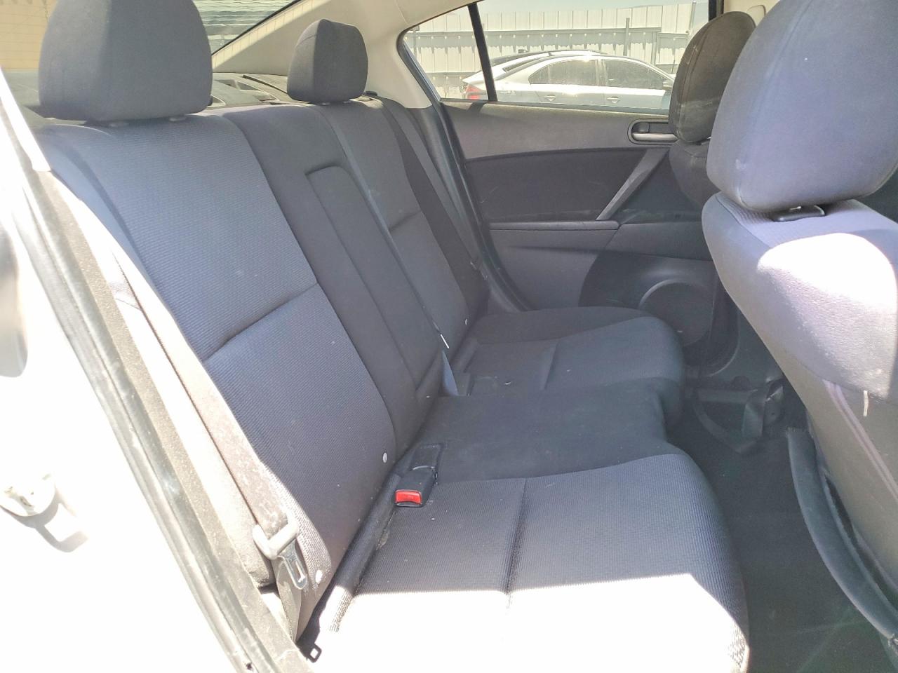 Mazda 3 I