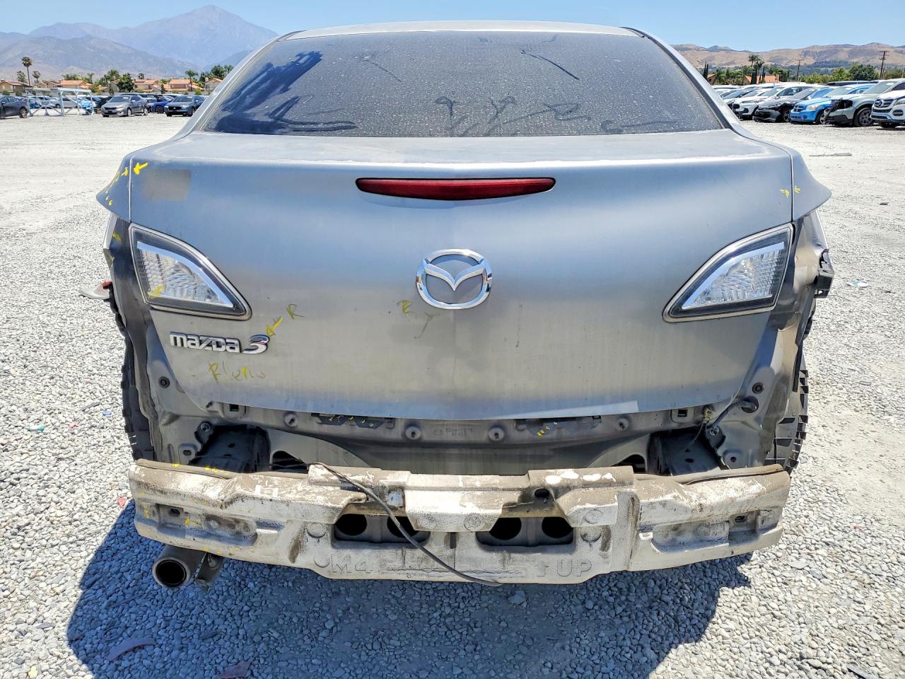 Mazda 3 I