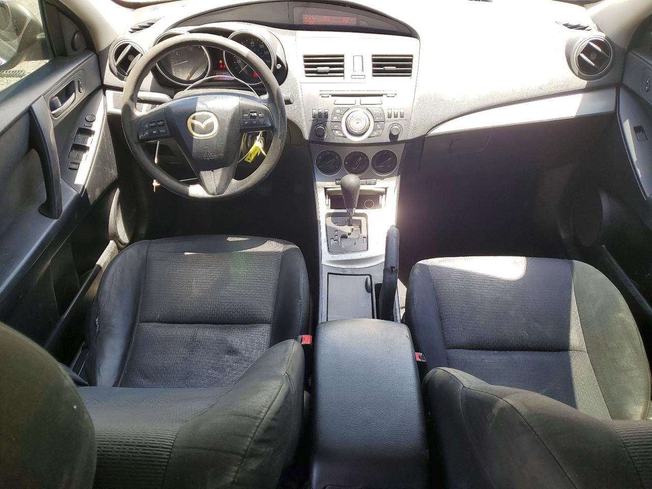 Mazda 3 I