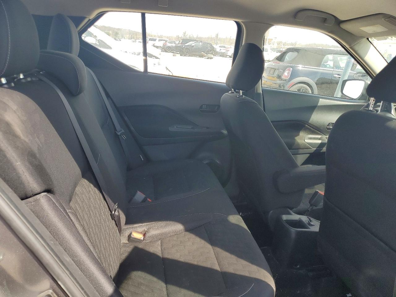 Nissan Kicks S