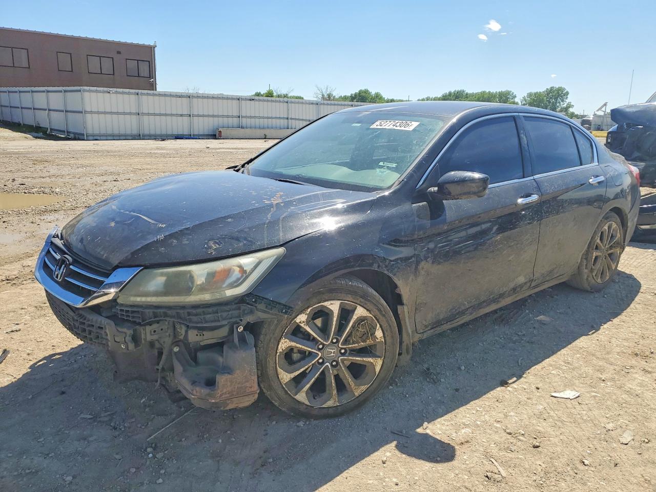 Salvage Honda Accord Image