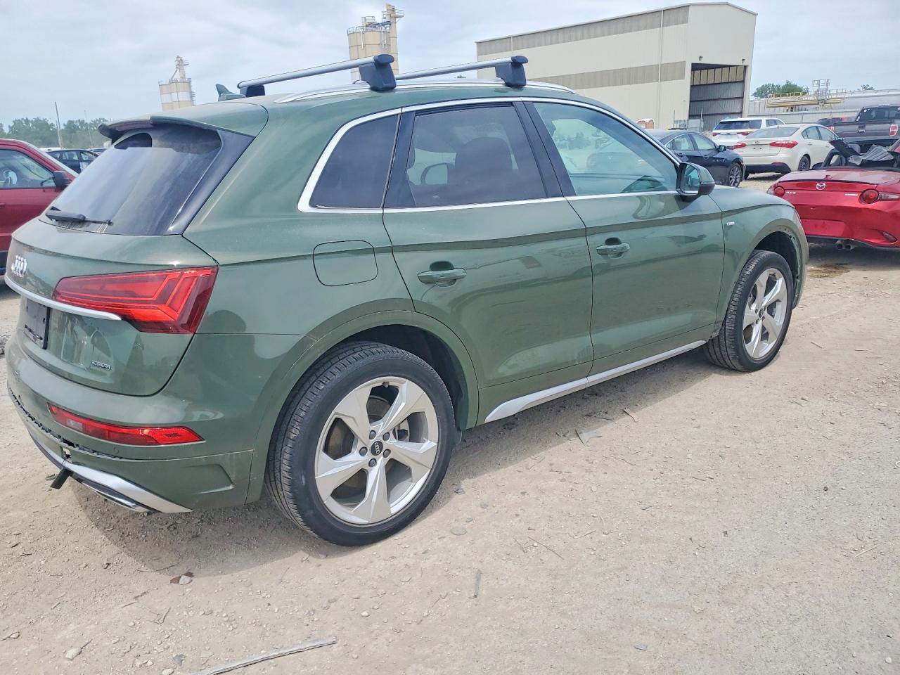 Audi Q5 Premium 45