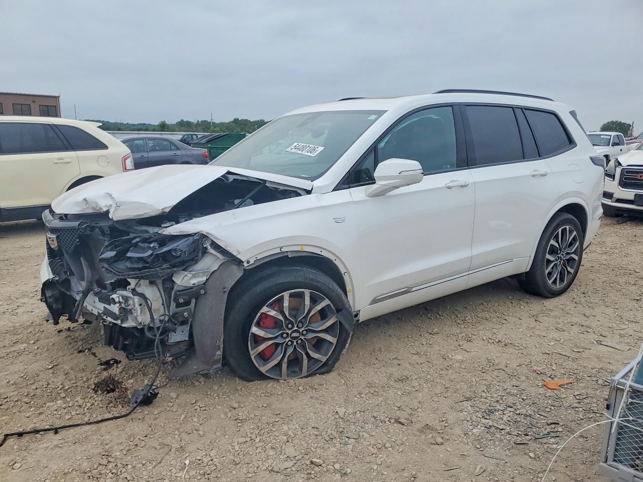 Salvage Cadillac XT6 Image