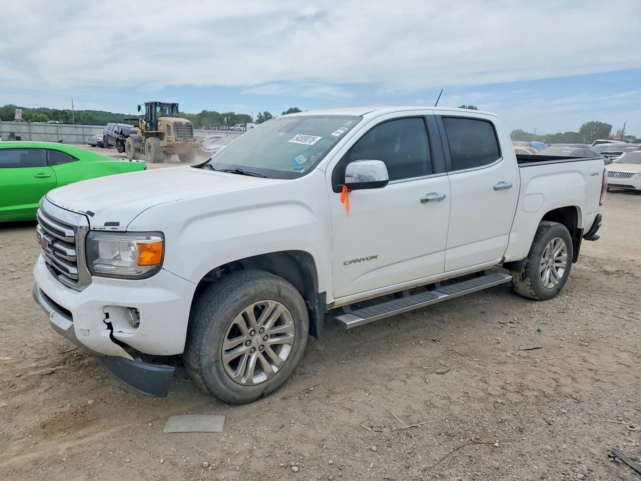 Salvage GMC Canyon Image