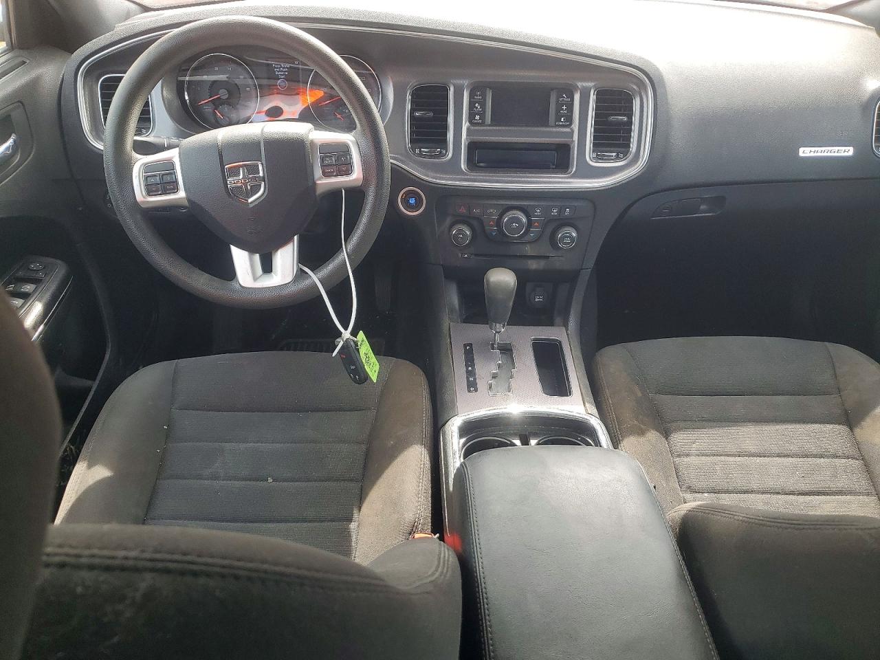 Dodge Charger Se
