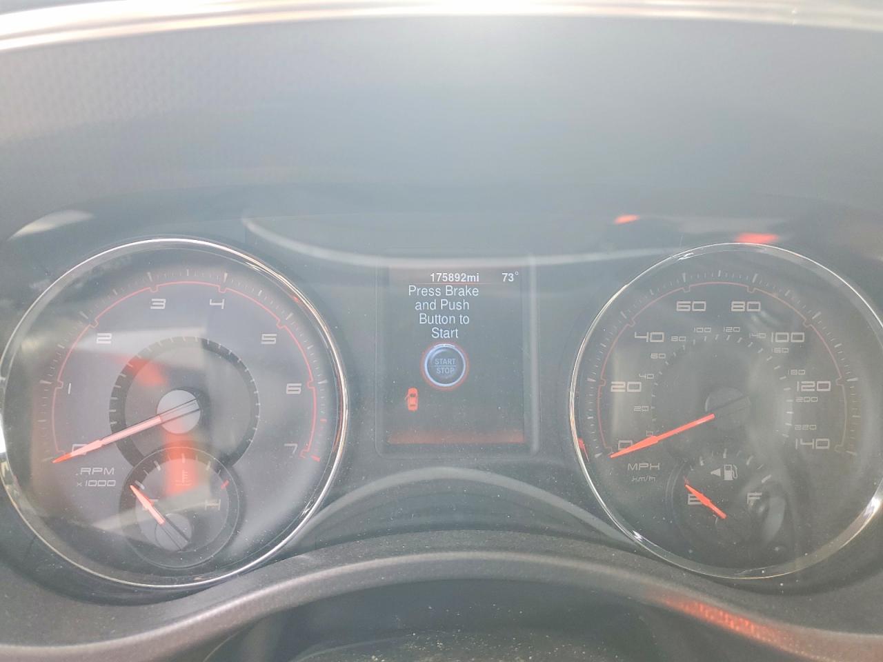 Dodge Charger Se