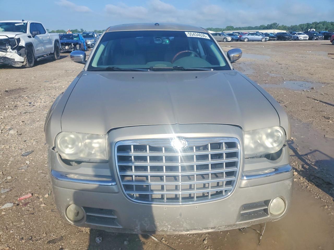 Chrysler 300 Luxury