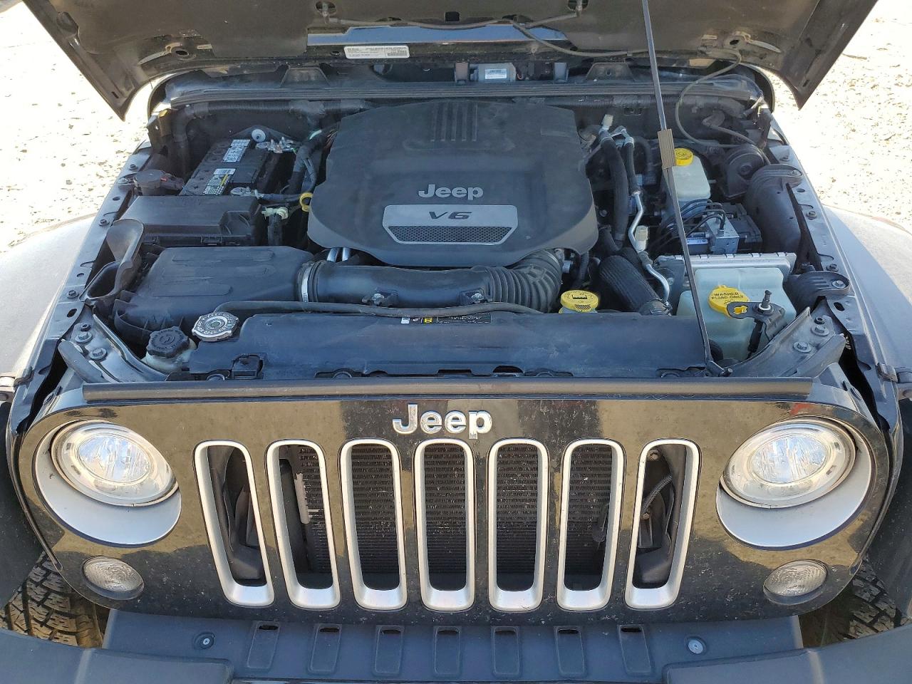 Jeep Wrangler Sahara