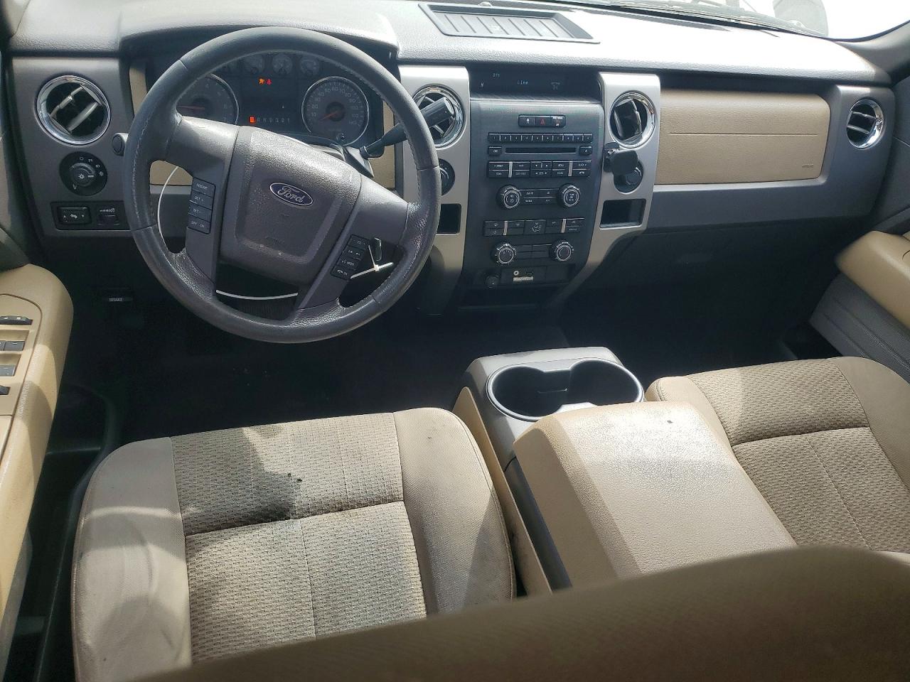 Ford F-150 Super Cab