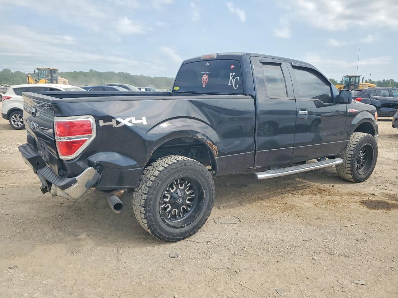 Ford F-150 Super Cab