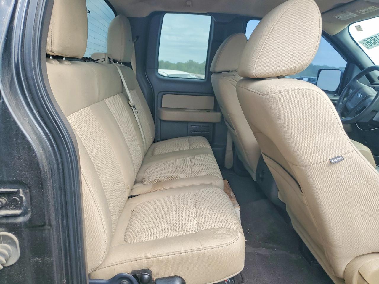 Ford F-150 Super Cab