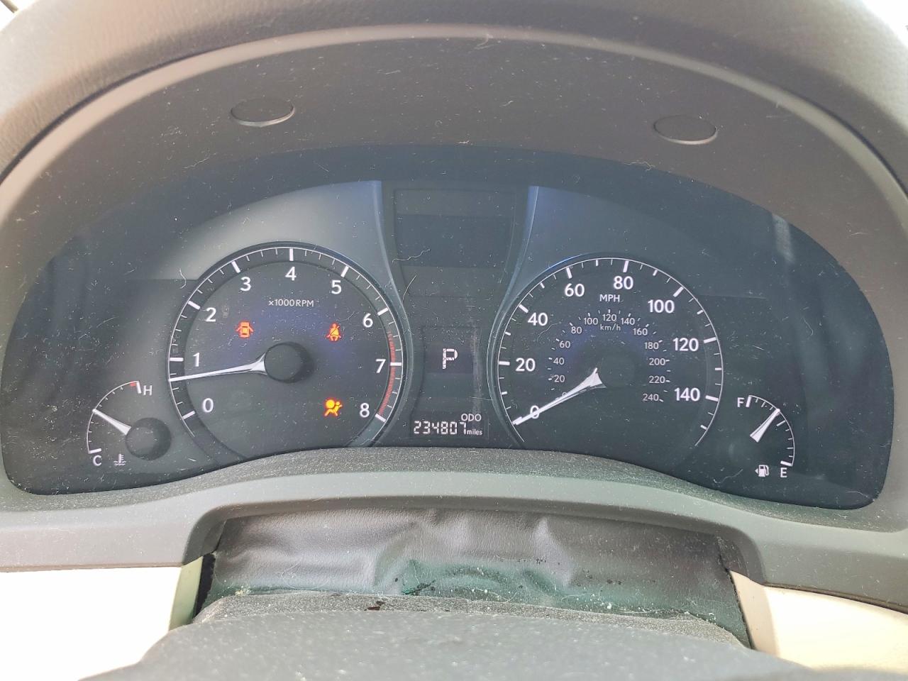 Lexus RX Base