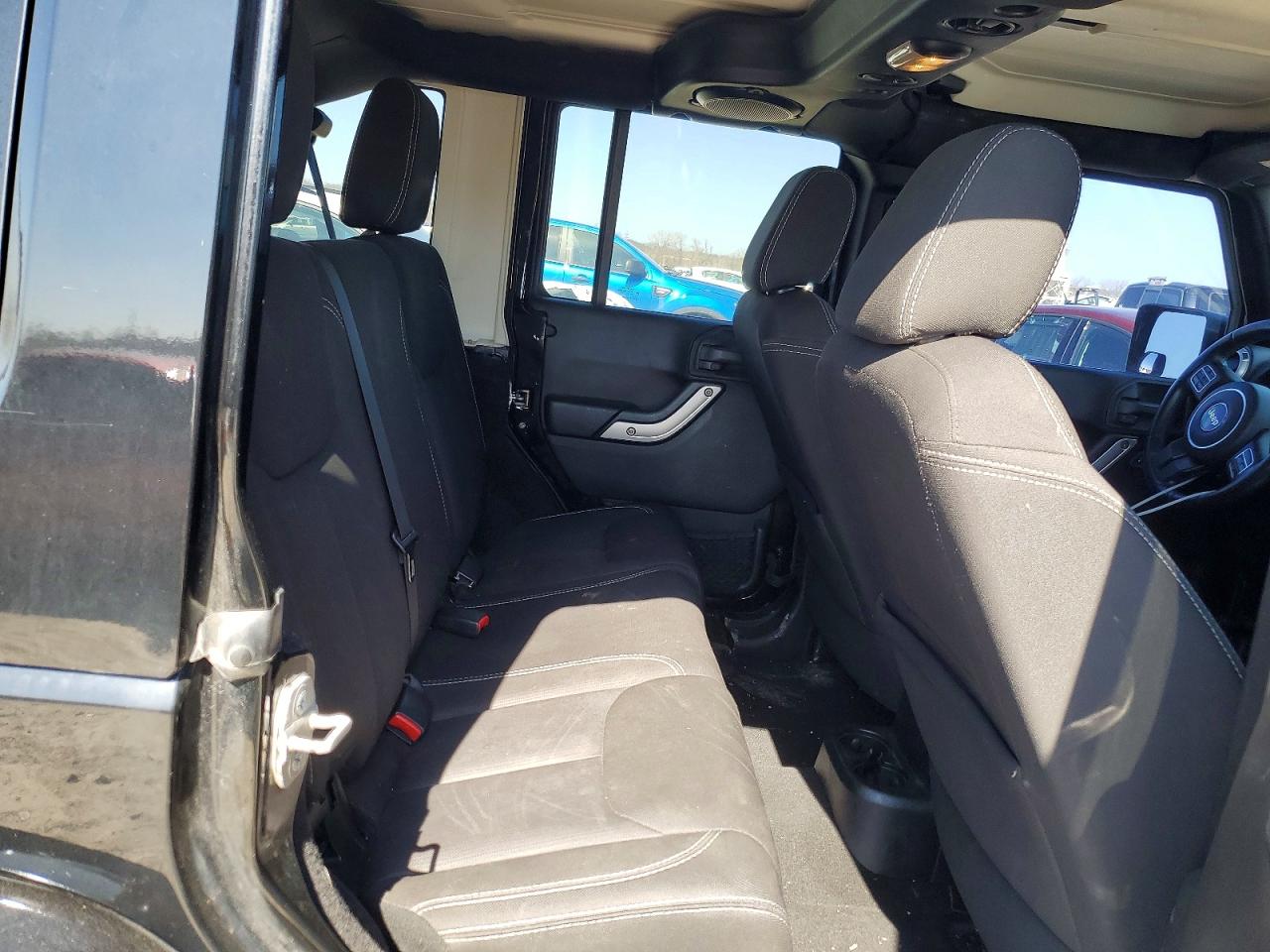 Jeep Wrangler Sahara
