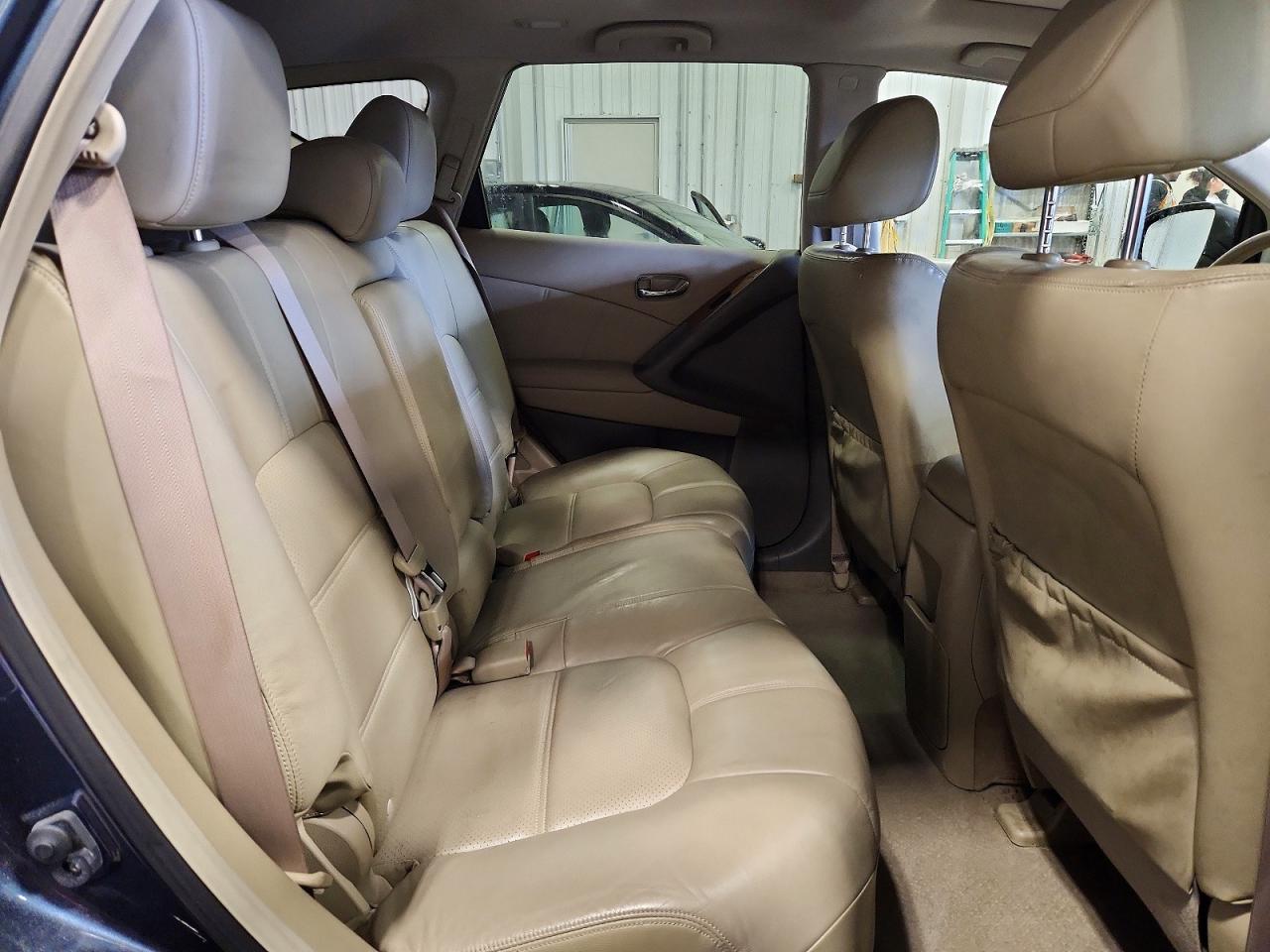 Nissan Murano S