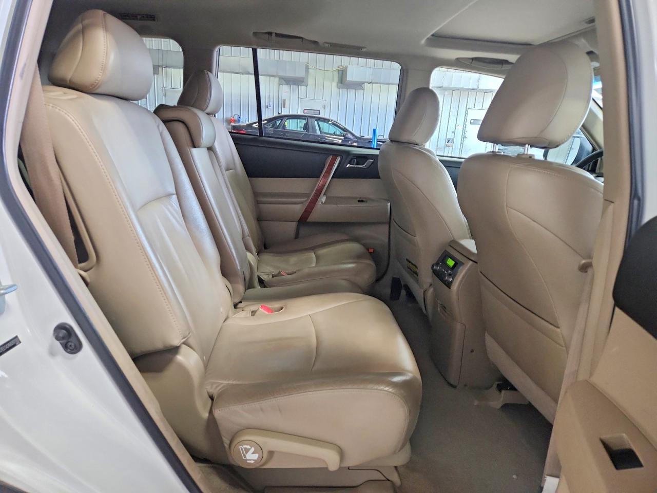 Toyota Highlander Limited
