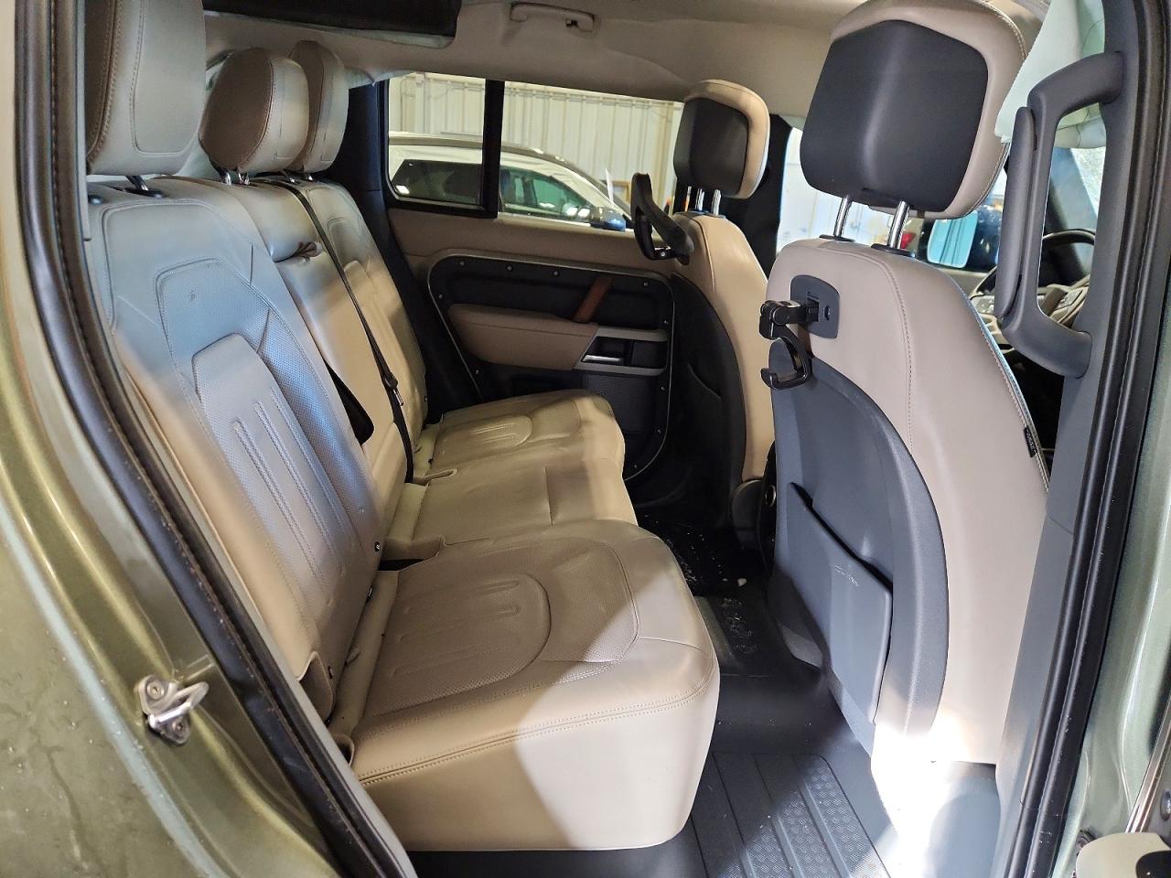 Land Rover Defender 110 Hse