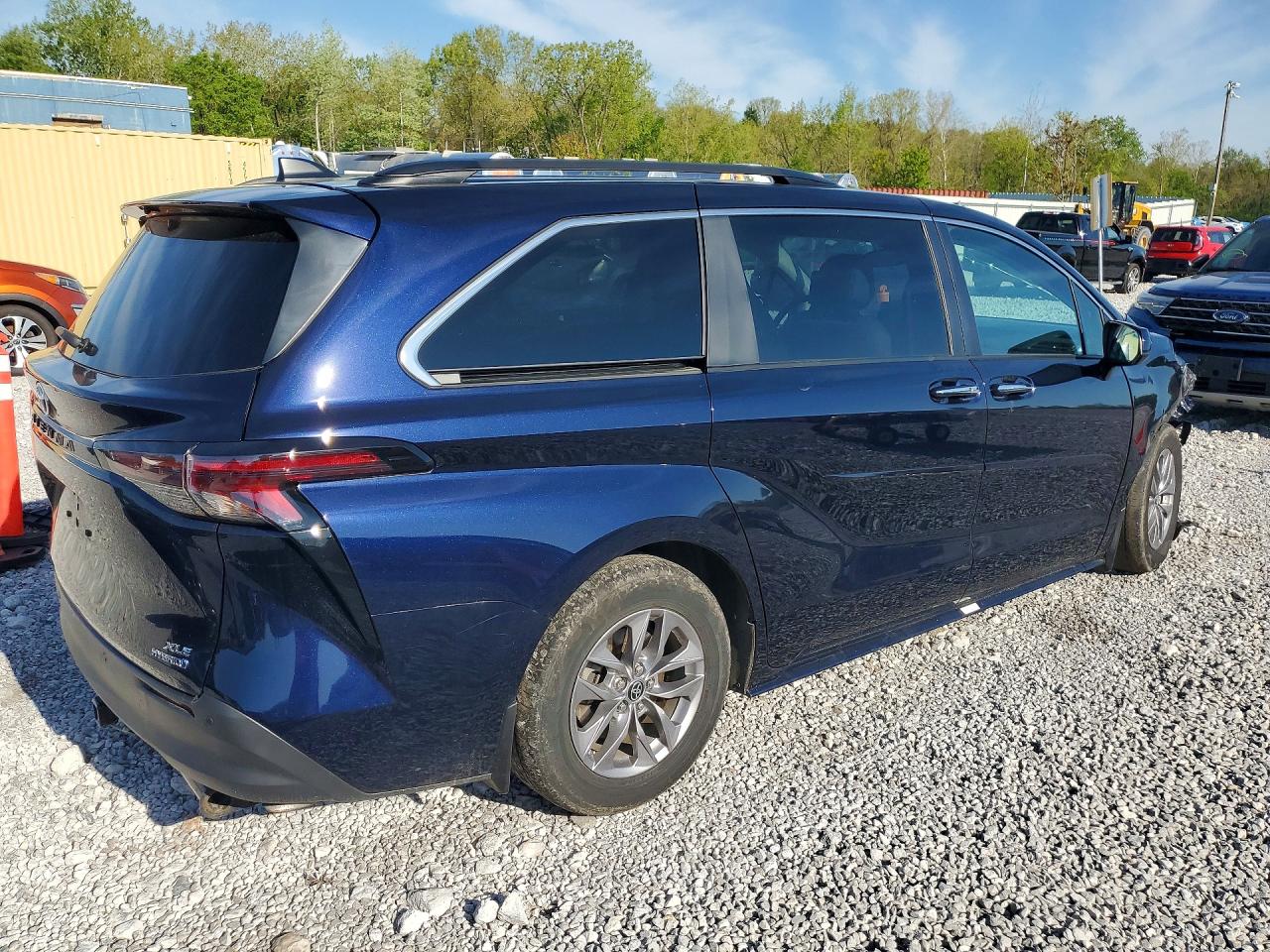 Toyota Sienna Xle 7-passenger