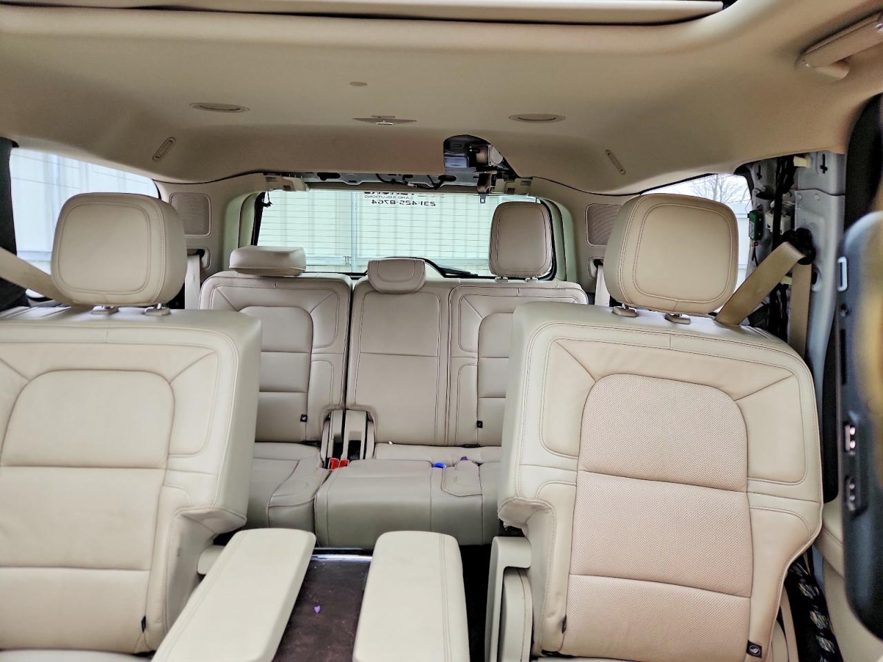 Lincoln Navigator Reserve
