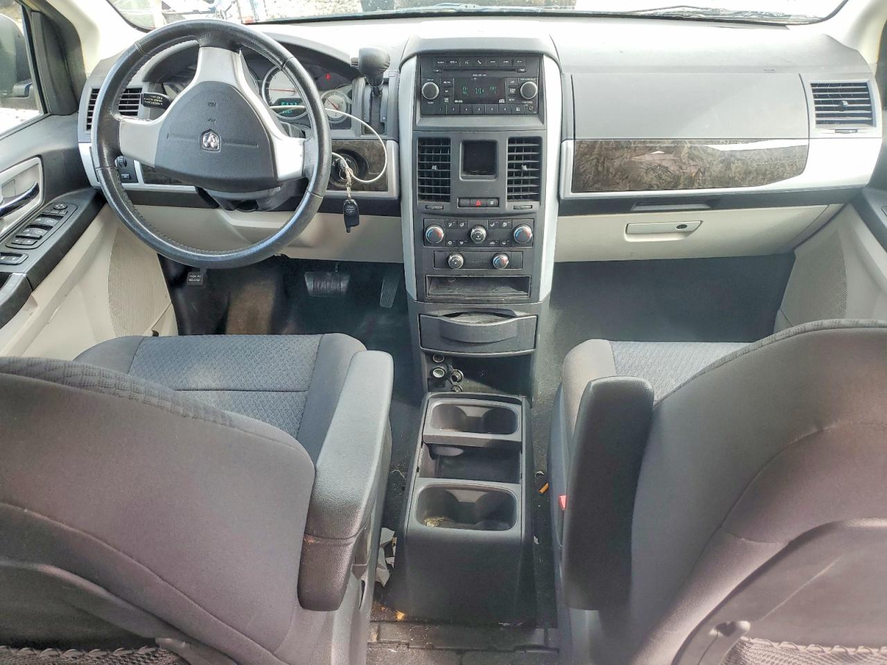 Dodge Caravan Sxt