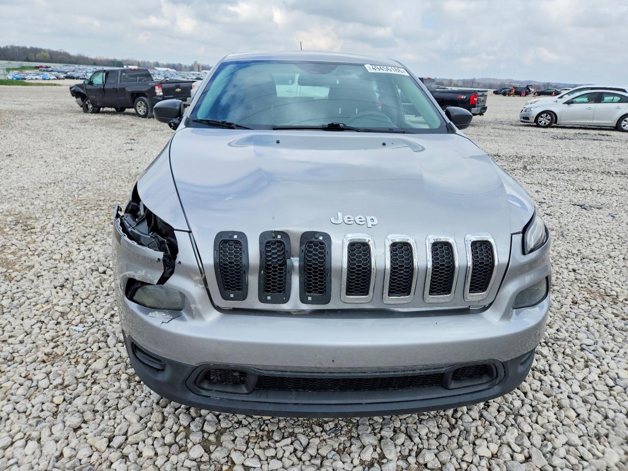 Jeep Cherokee Sport