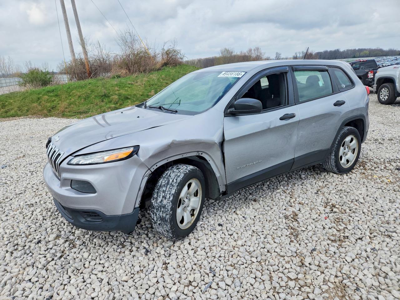 Salvage Jeep Cherokee Image