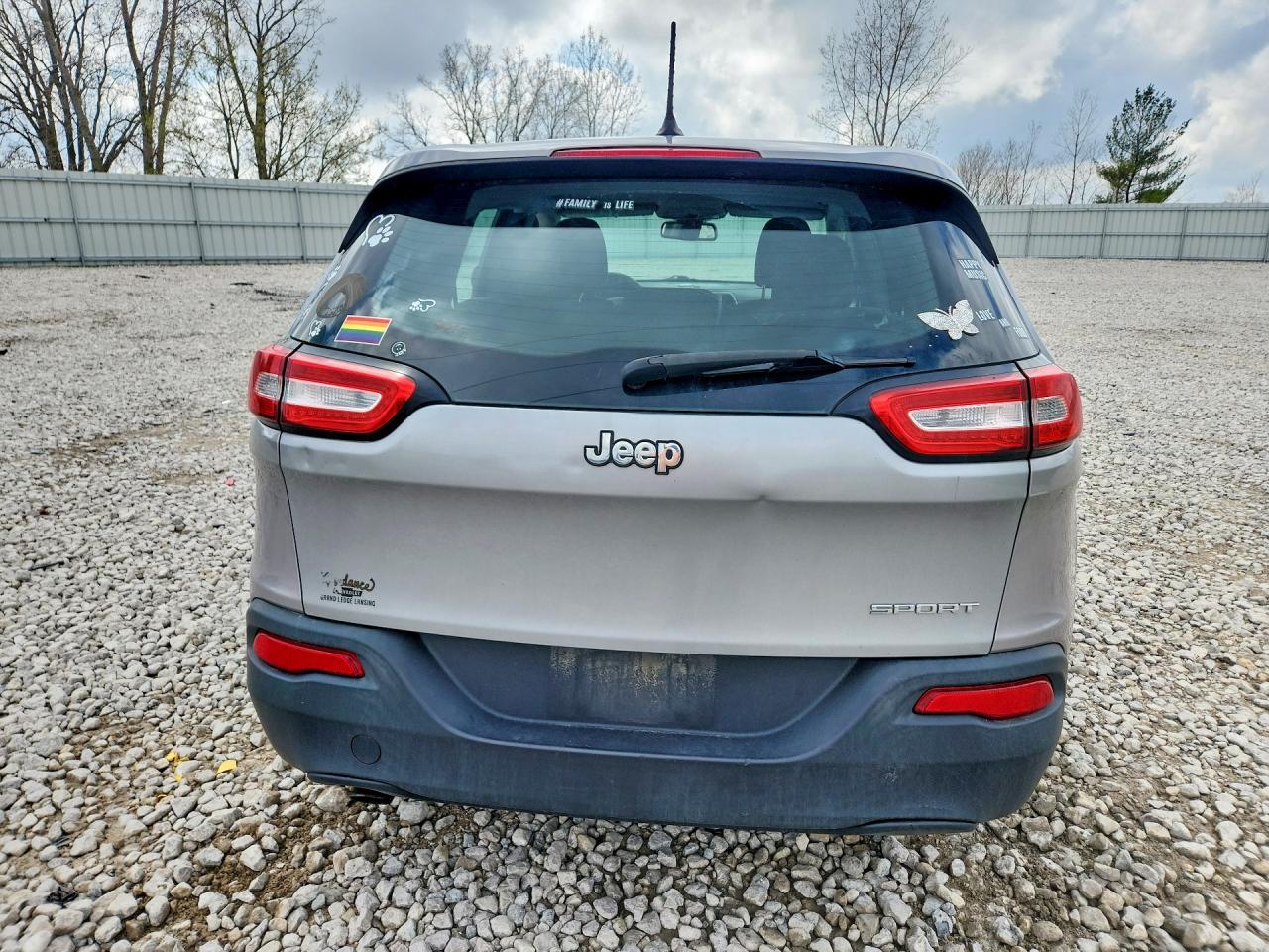 Jeep Cherokee Sport
