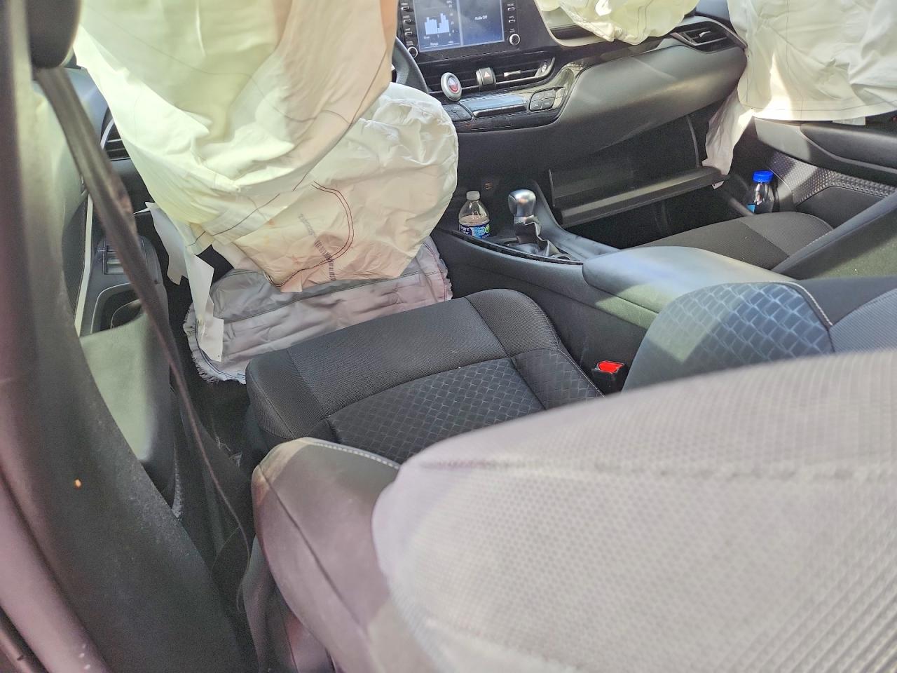 Toyota C-hr Le Le