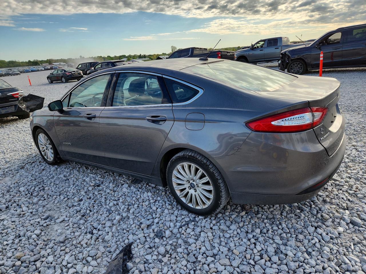 Ford Fusion Se Hybrid