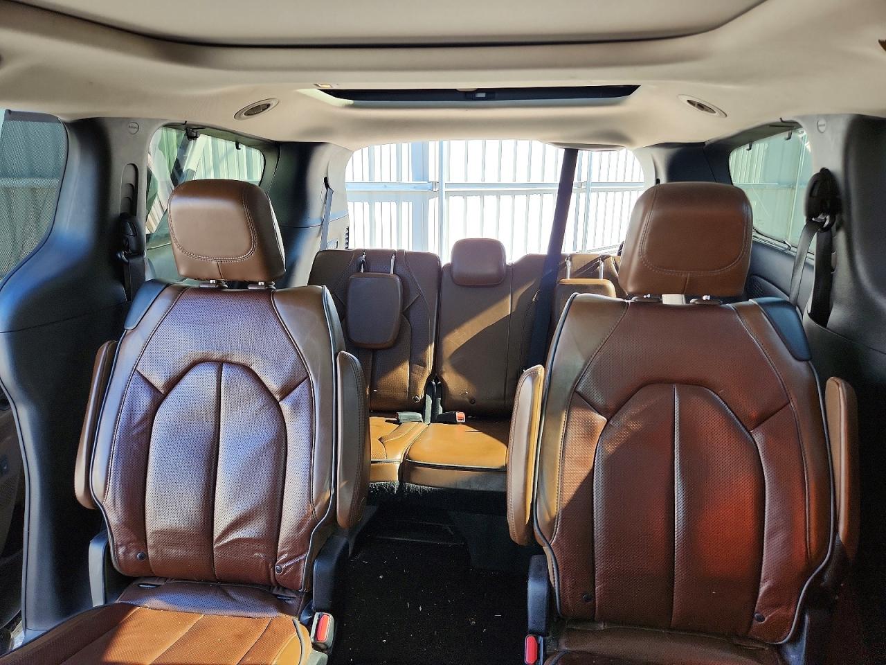 Chrysler Pacifica Limited