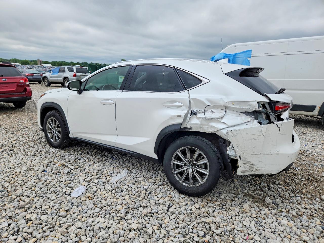 Lexus NX Base
