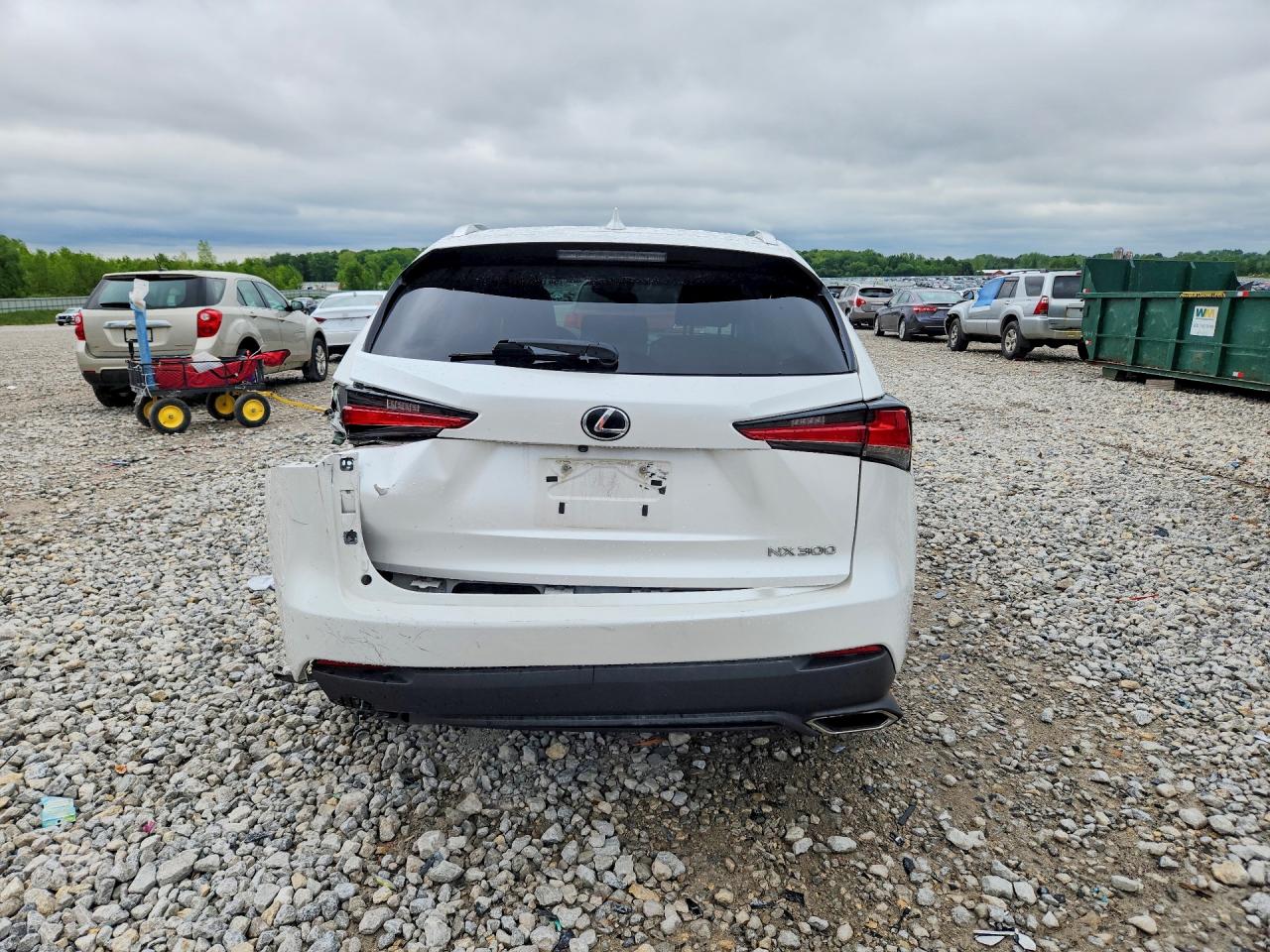 Lexus NX Base