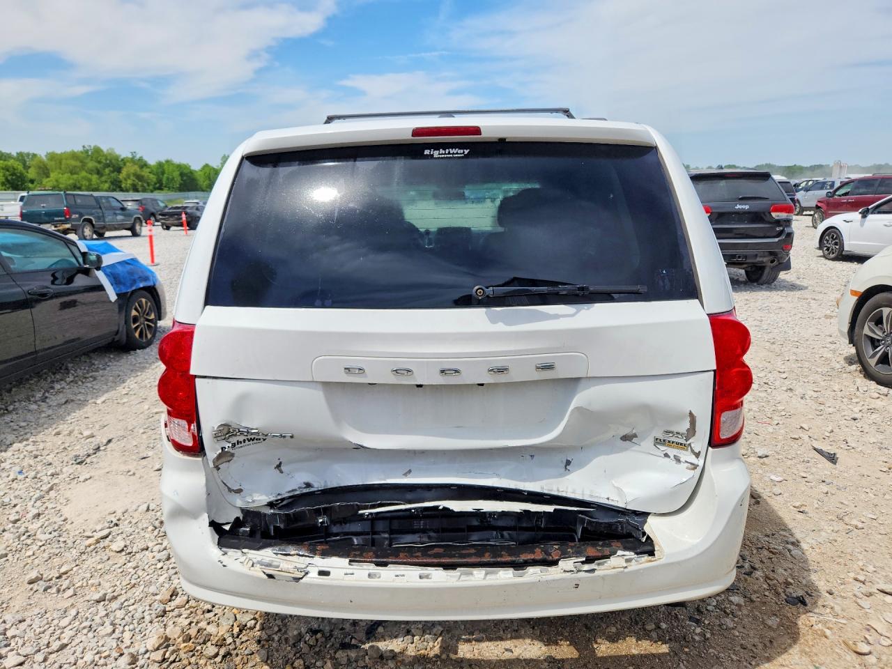 Dodge Caravan Sxt