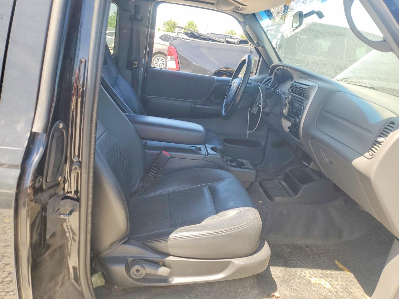 Ford Ranger Super Cab