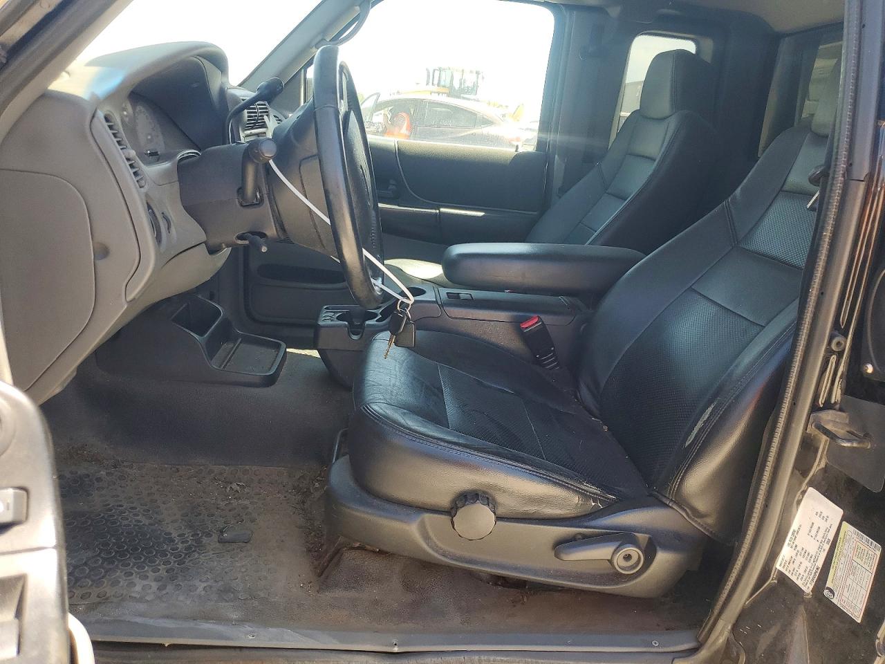 Ford Ranger Super Cab
