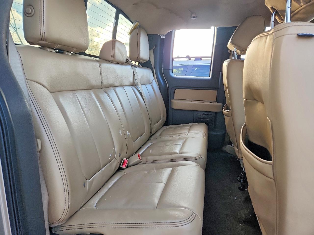 Ford F-150 Super Cab