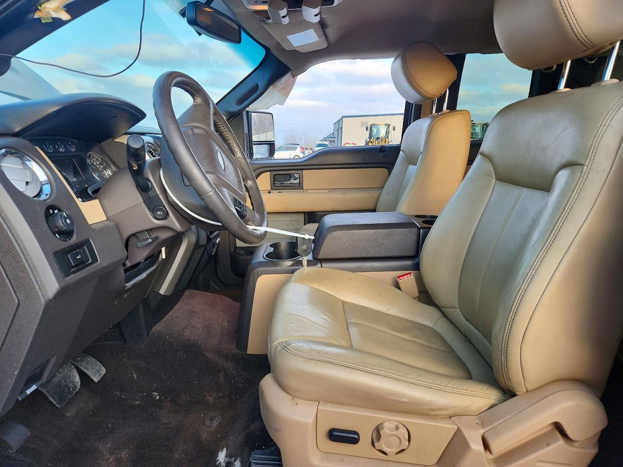 Ford F-150 Super Cab