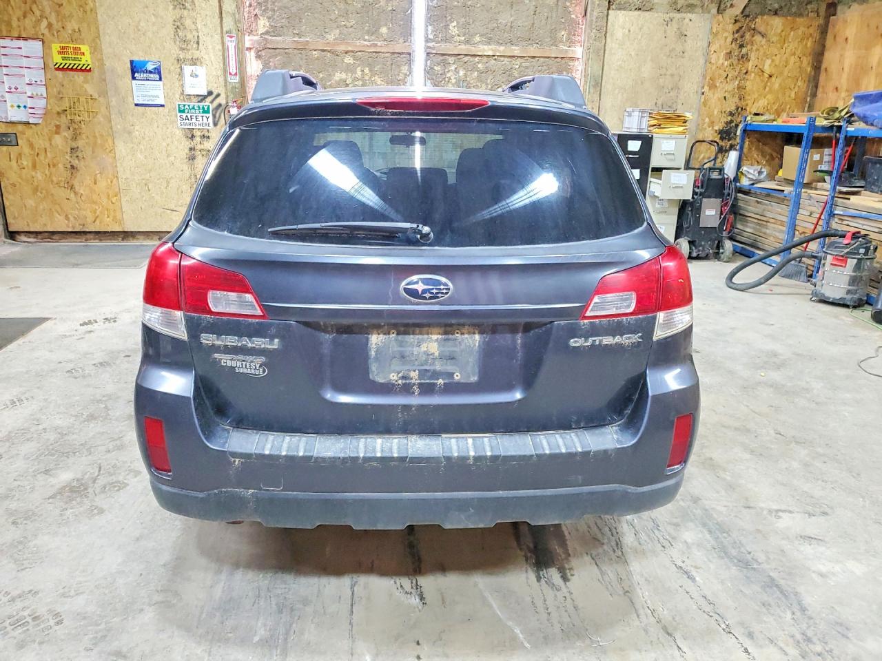 Subaru Outback 2.5i Premium