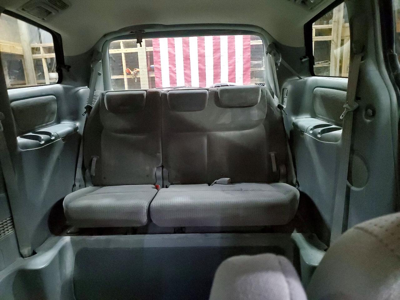 Toyota Sienna Le 8-passenger