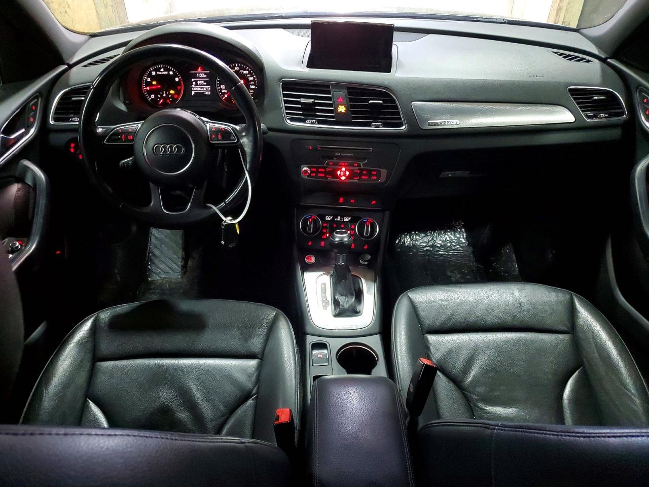 Audi Q3 Premium Plus